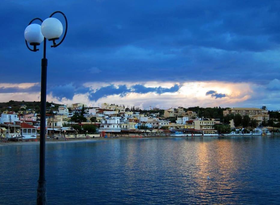 Lenico Beachfront Suites Agia Pelagia  Exterior photo