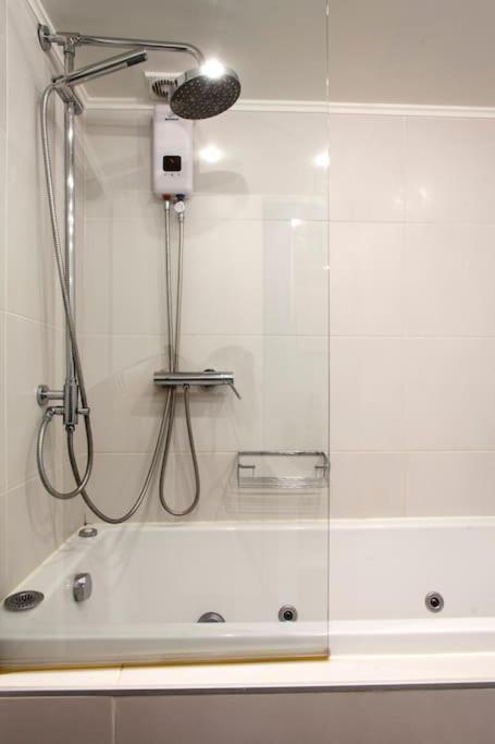 Lenico Beachfront Suites Agia Pelagia  Exterior photo
